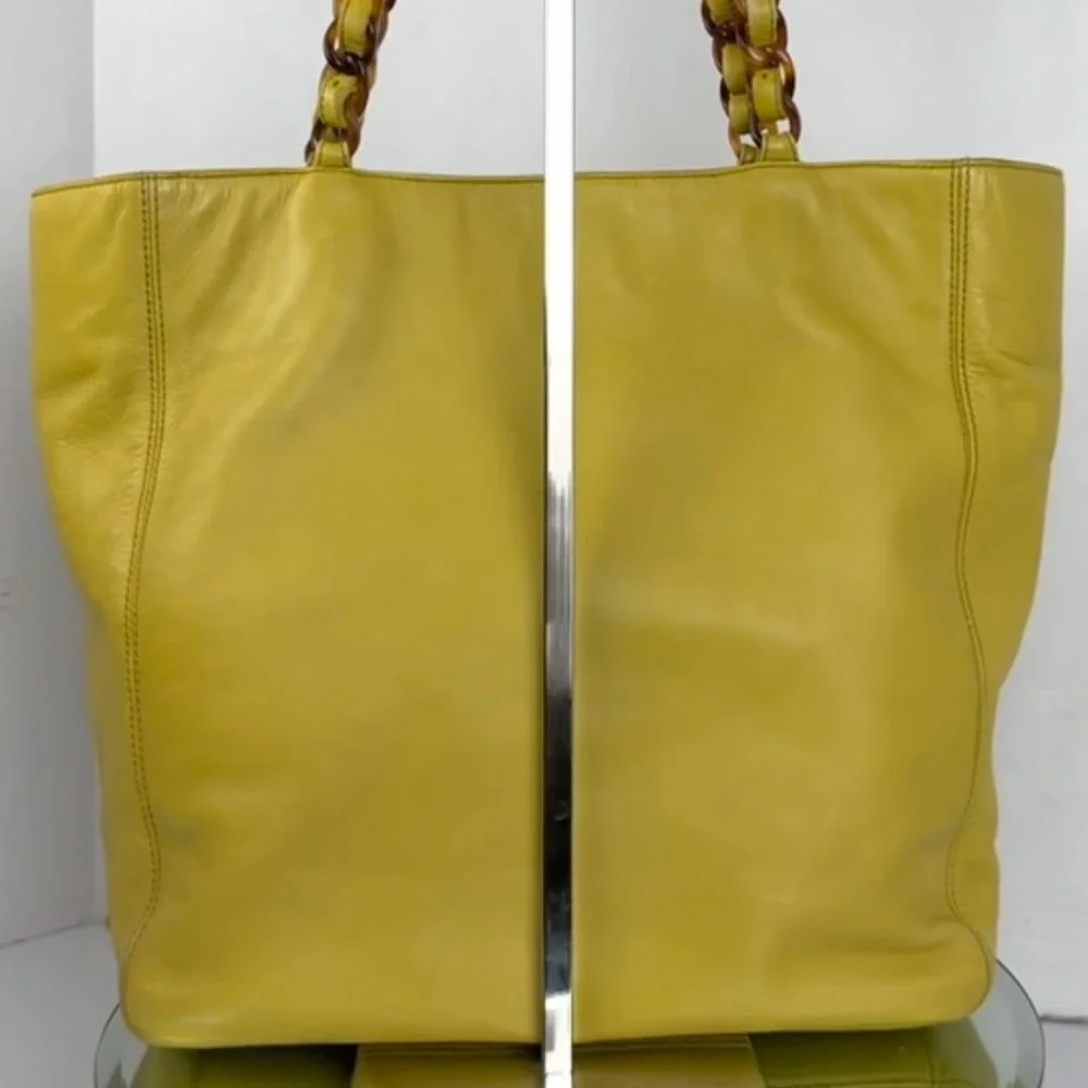 CHANEL CC LEATHER TOTE BAG